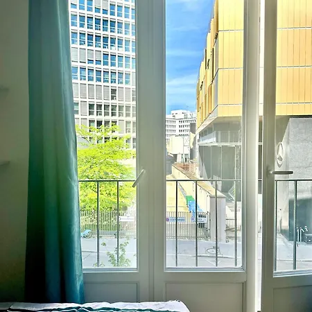 Modern Near Gare De Lyon Bercy F1